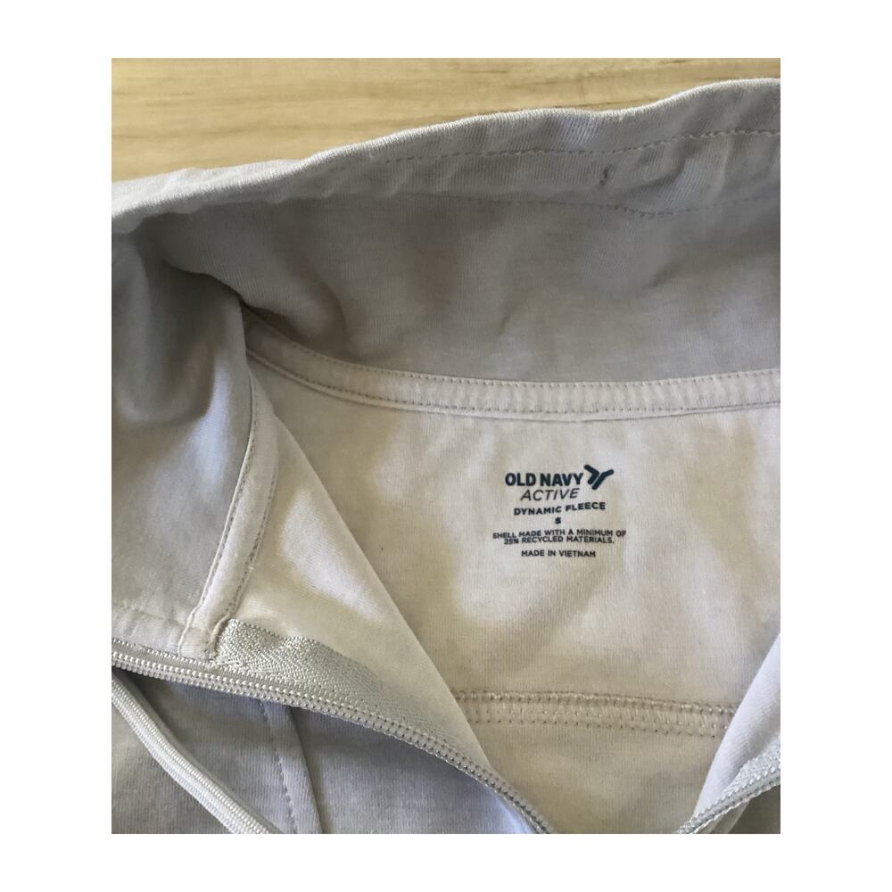 Old Navy Active Dynamic Fleece Crop Size Small Li… - image 3